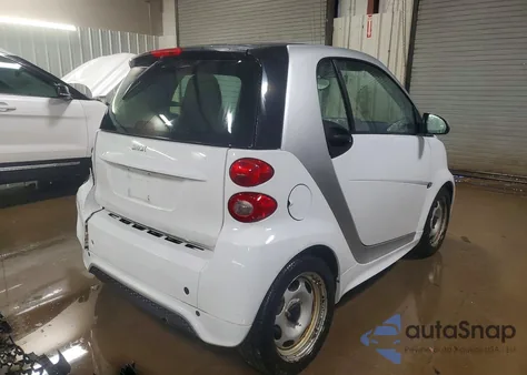 2015 Smart Fortwo Pure z USA, uszkodzony, nr VIN WMEEJ3BA9FK809764